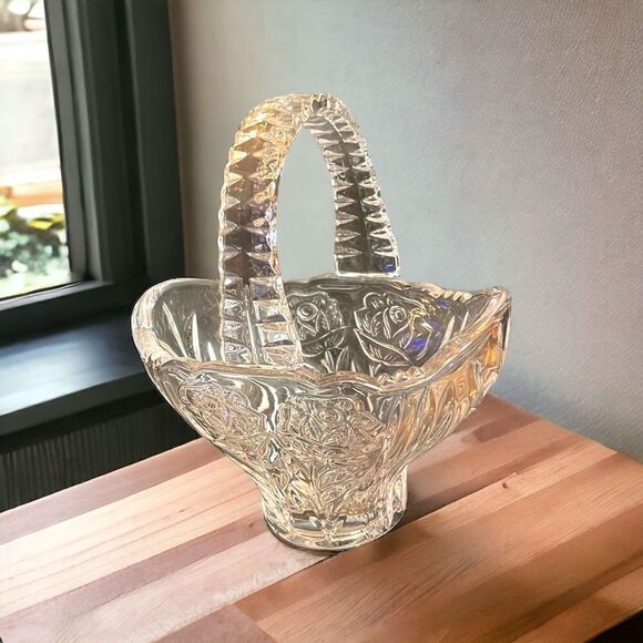 Vintage 24% Lead Crystal Basket Germany Anna Hutte Bleikrystall Etched Roses - Picture 1 of 8